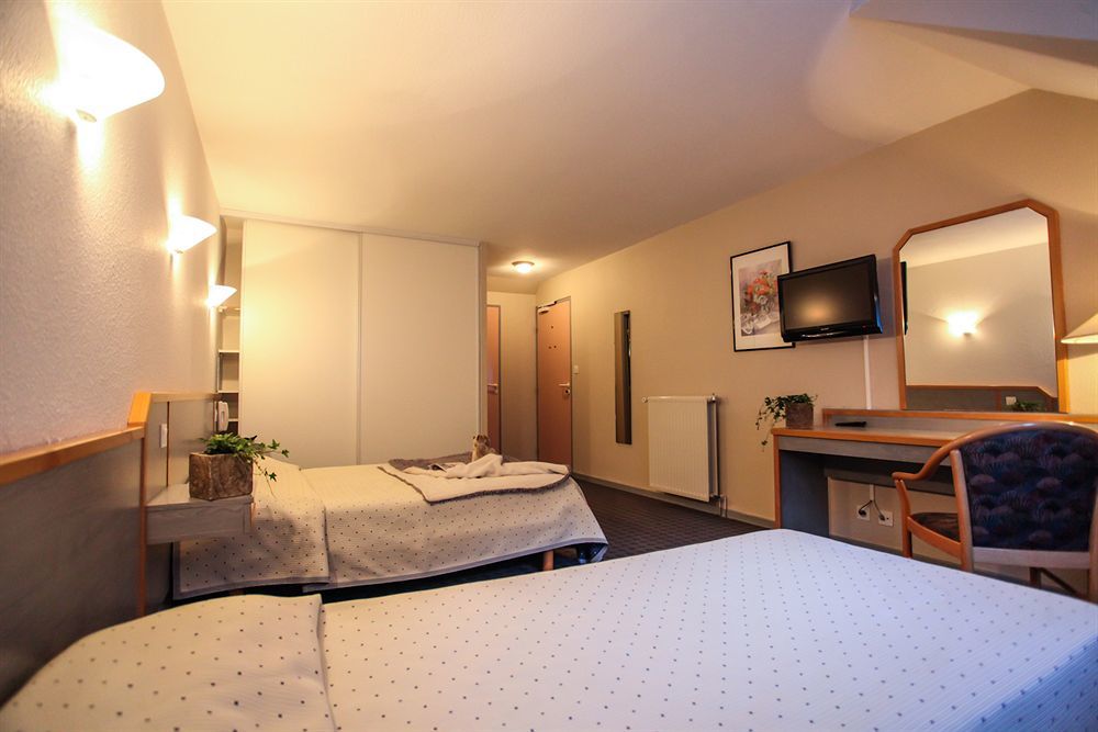 Hotel Le Sacca, Nouvelle Equipe Cauterets Buitenkant foto